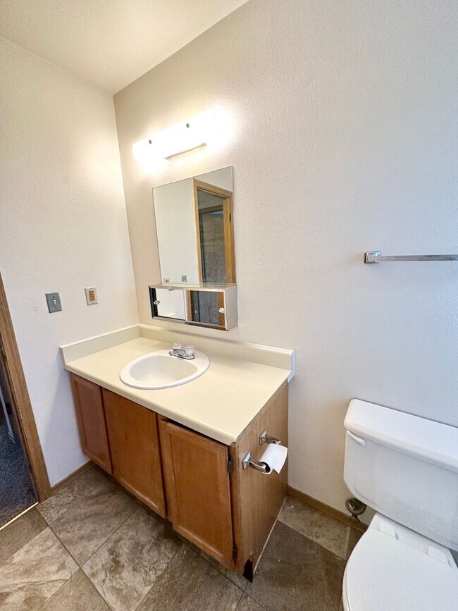 Building Photo - 1329 Soaring Eagle Dr