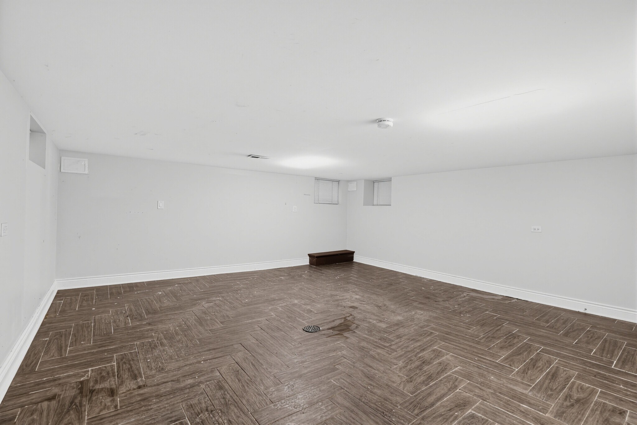 Building Photo - 18307 Wildwood Ave