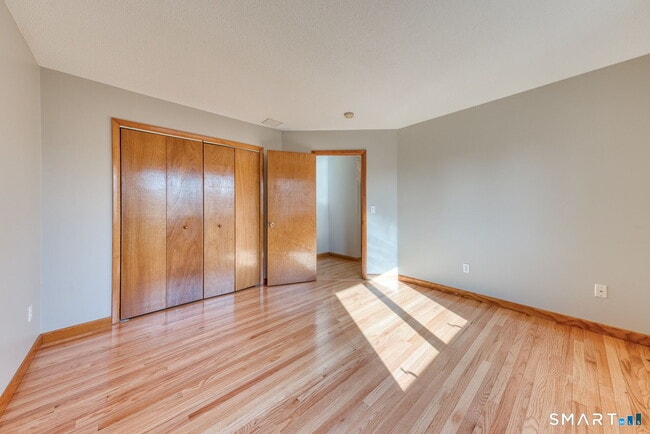 Building Photo - 57 4 Rod Rd