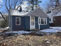 Building Photo - 601 W Hoover Ave