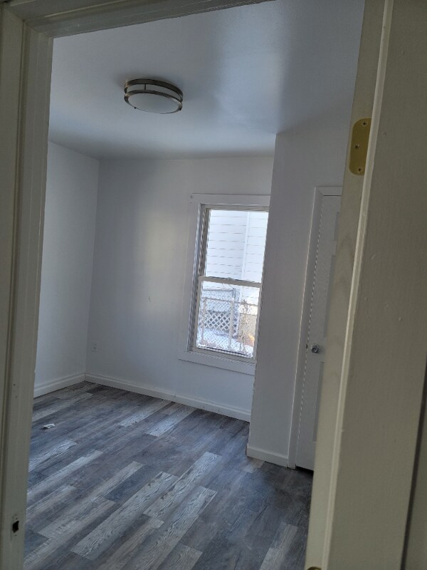 Building Photo - 92 Twiss St