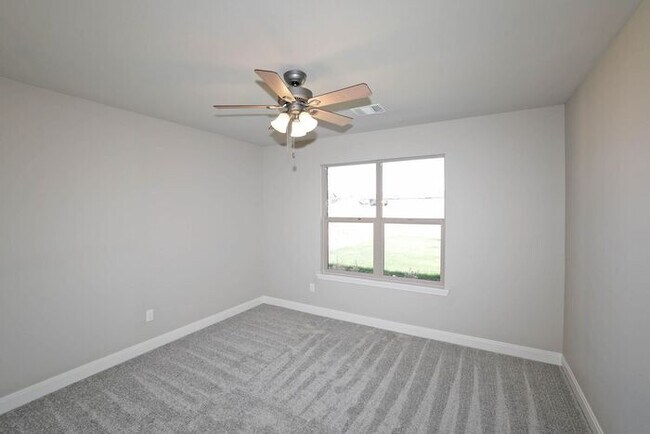 Building Photo - 4707 Carmel Ave