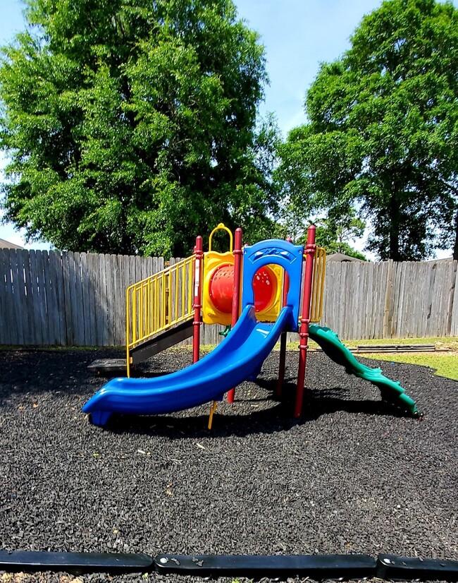 Playground - Bexley Ridge