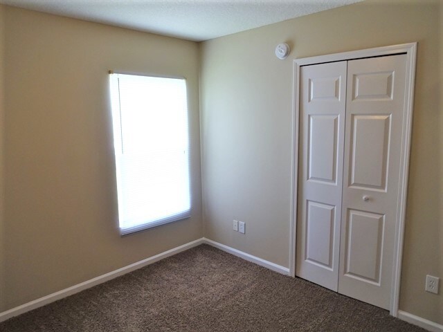 Building Photo - 9427 Arbor Oak Ln