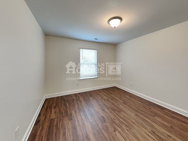 Building Photo - 7019 Garrett Court