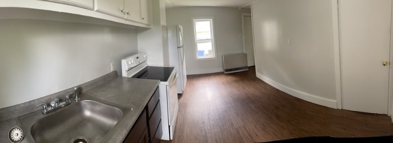 Primary Photo - 13 Foster St