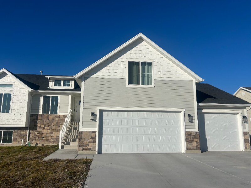 Building Photo - 4618 W 75 N