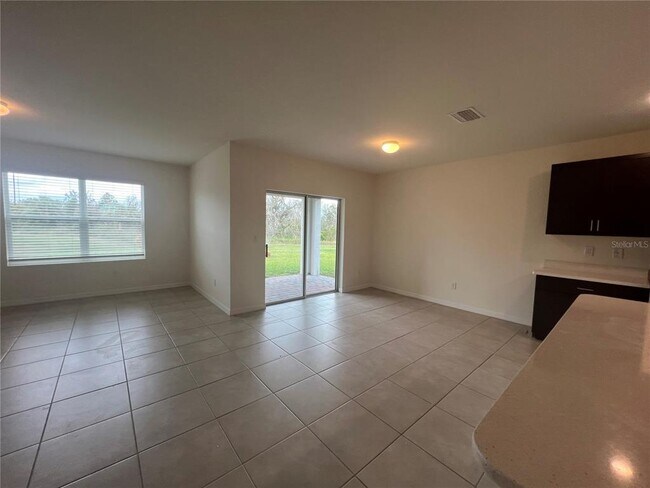 Building Photo - 26291 Trinilas Dr