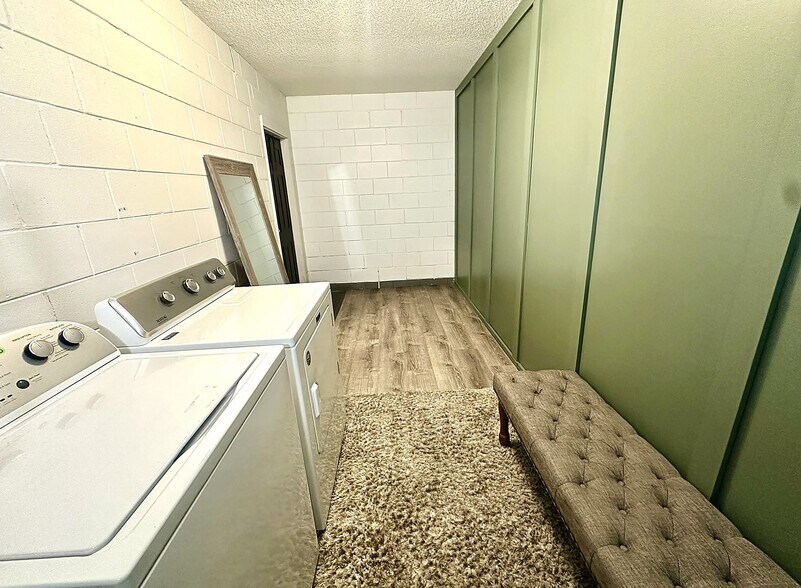 Building Photo - 5015 Ashmeade Rd