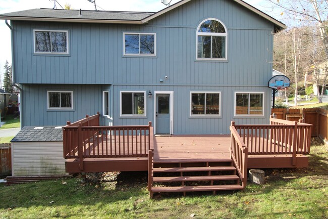 Building Photo - 19508 Highland Ridge Dr