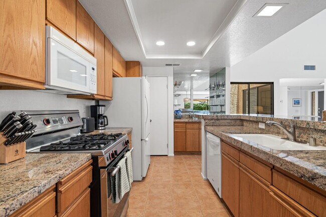 Building Photo - 73103 Ajo Ln