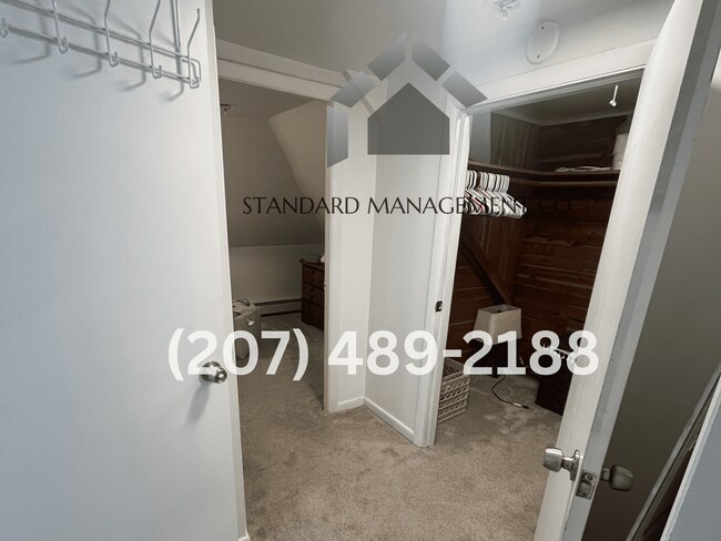 Building Photo - 3 Baker St