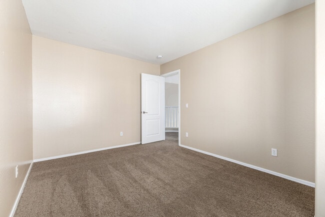 Building Photo - 6537 W Magnolia St