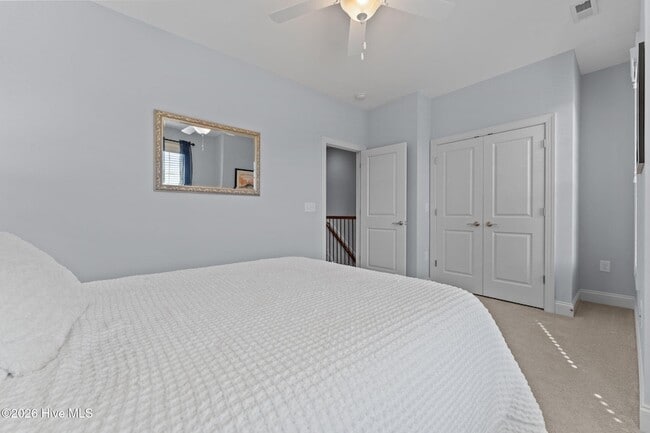 Building Photo - 12 Brownstone Ln