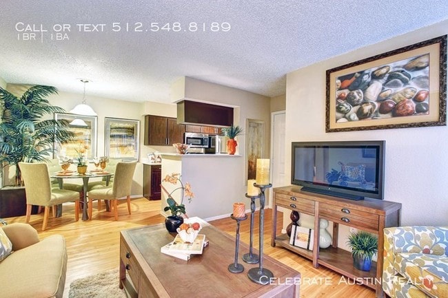 Building Photo - Twenty15