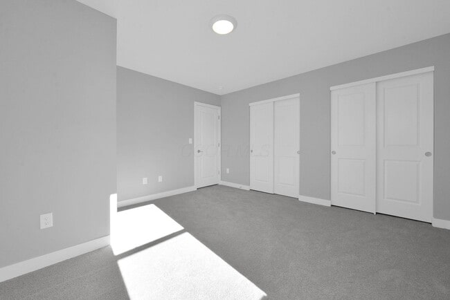 Building Photo - 5491 Fawnsbury Ct