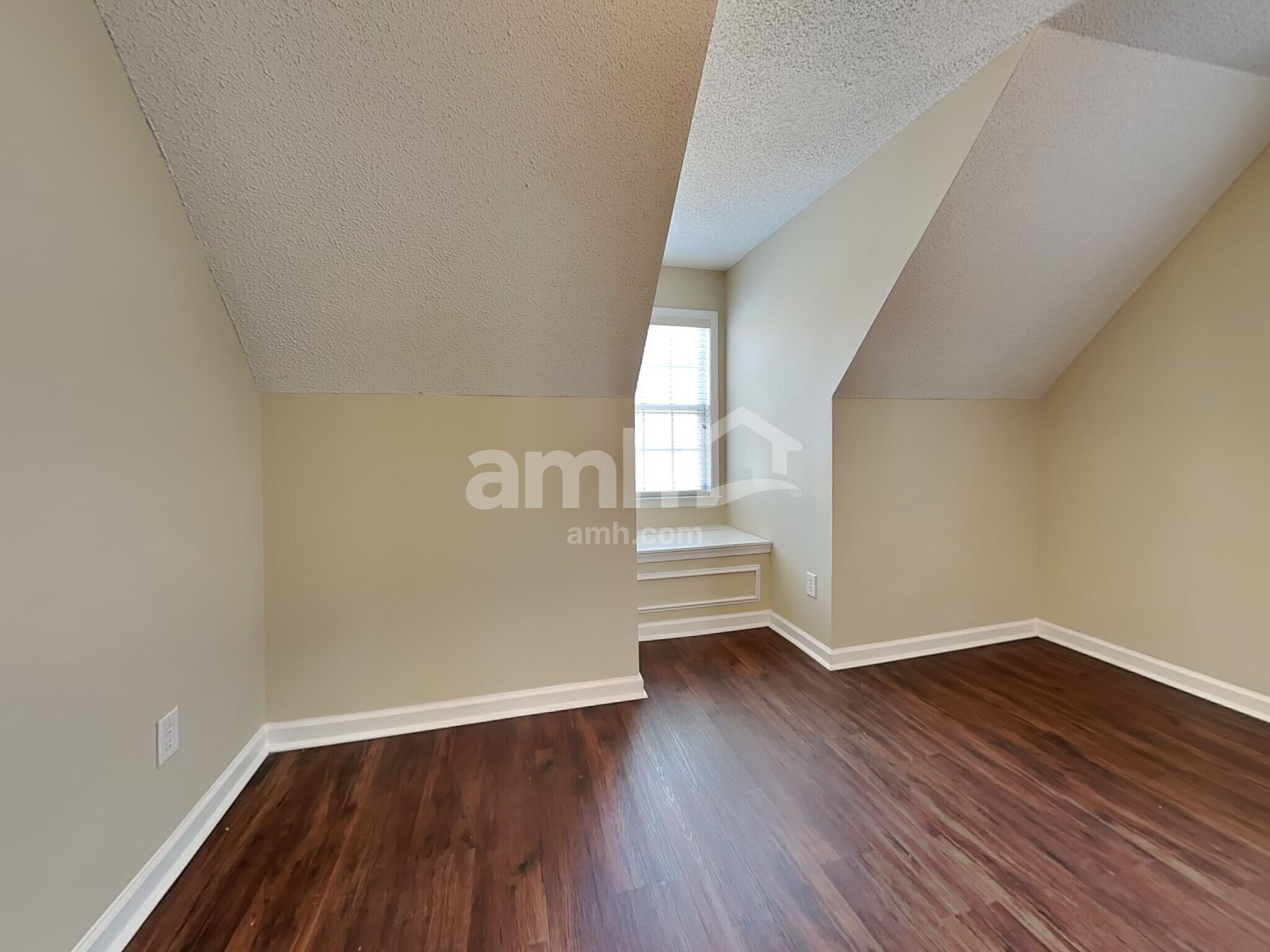 Building Photo - 85 Dove Pointe Ln