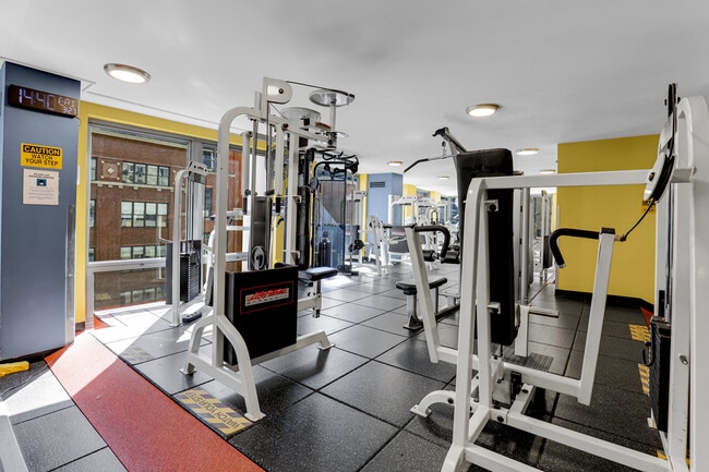 Building Photo - 440 N Wabash Ave