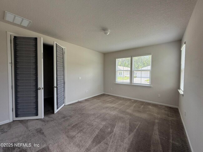 Building Photo - 183 Little Bear Run