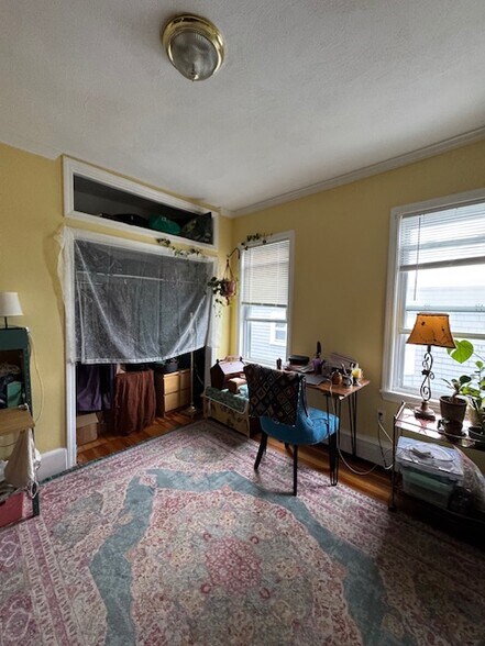 Building Photo - 45 Iffley Rd