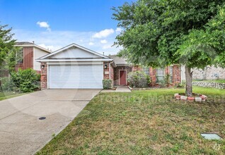 Building Photo - 2808 Glenhaven Dr