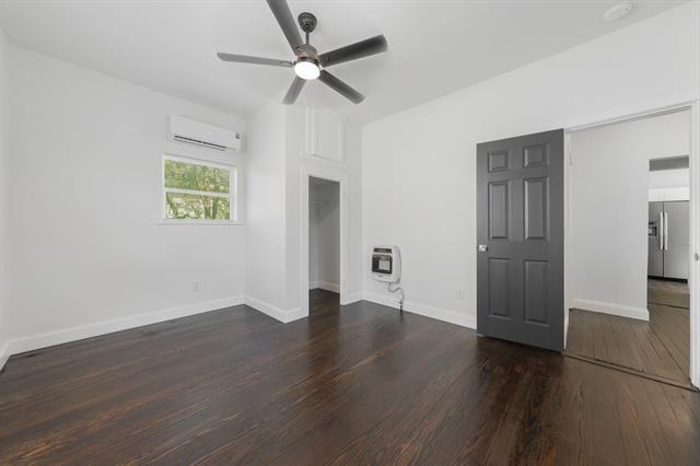 Building Photo - 1811 Denver Ave