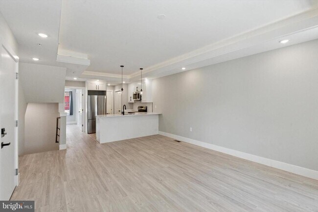 Building Photo - 2401 N 2nd St