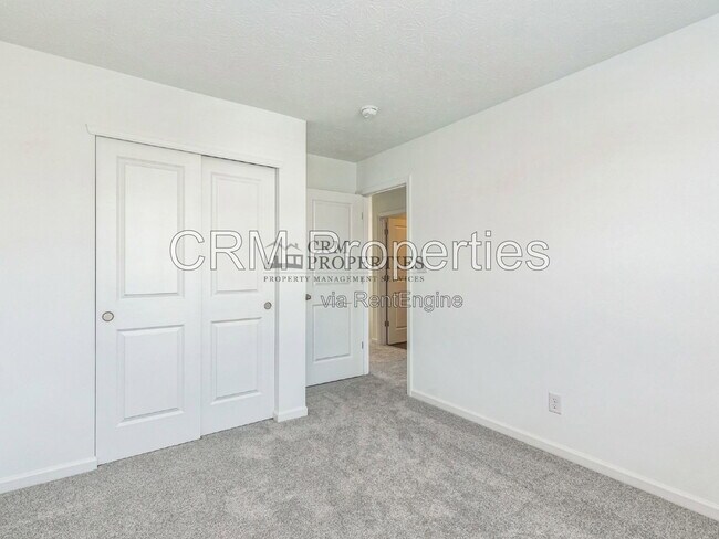 Building Photo - 3489 Briarwick Dr