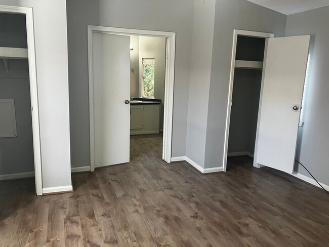 Building Photo - Triangle Mobile Home Park