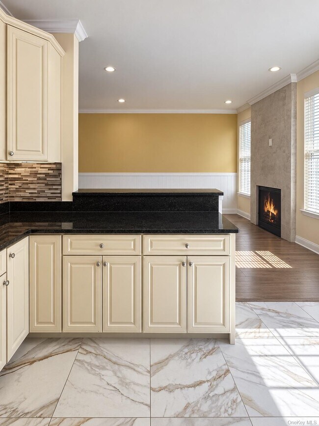 Building Photo - 1115 Balsam Dr