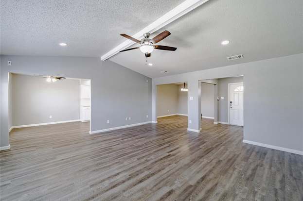 Building Photo - 2909 Lake Park Dr