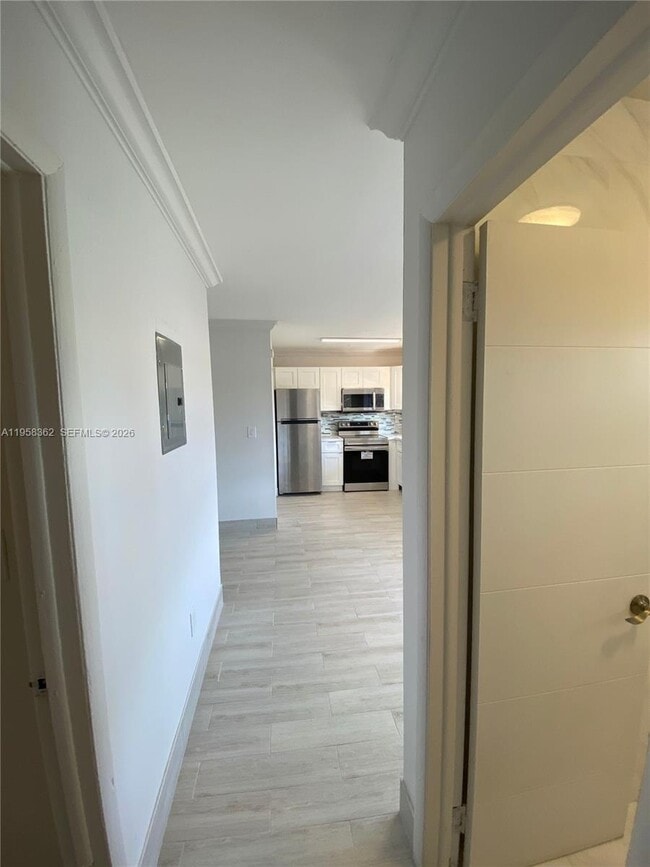 Building Photo - 3019 SW 68th Terrace