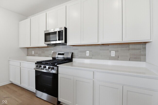 Building Photo - 2855 Piper Pl