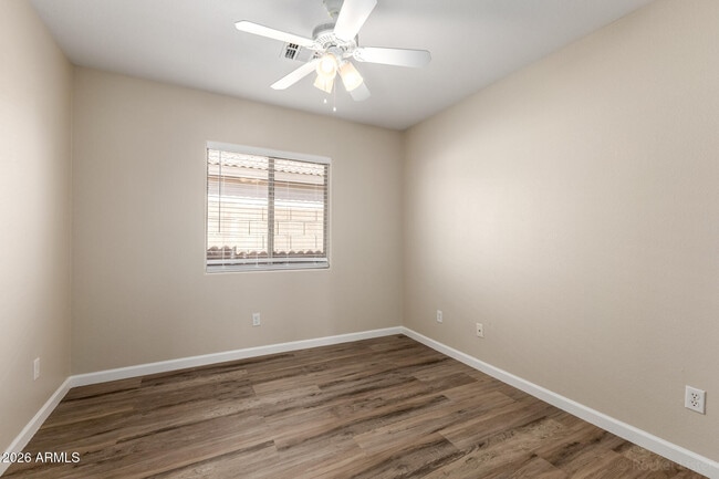 Building Photo - 13501 N 130th Ave