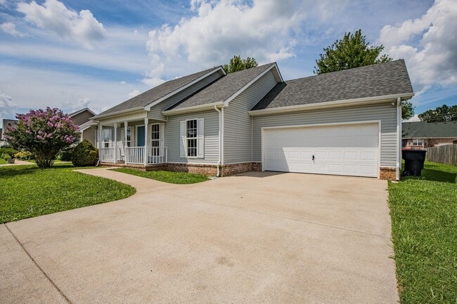 Building Photo - 5024 Tricia Pl