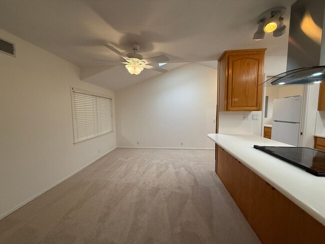 Building Photo - Single Story Home in Quiet Neigbhorhood Ne...