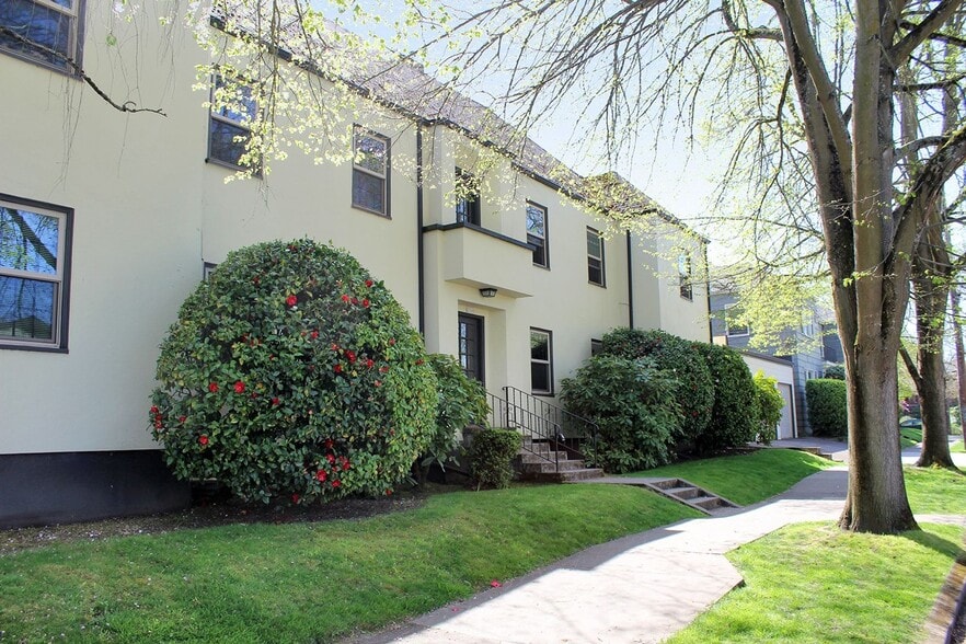 Primary Photo - 2310 SE 22nd Ave