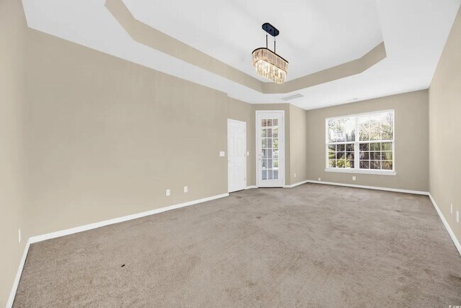 Building Photo - 414 Carriage Lake Dr