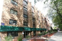 Building Photo - 665 W Wrightwood