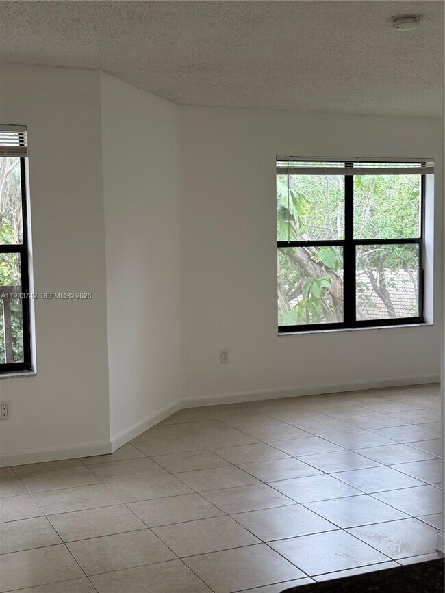 Building Photo - 4221 W McNab Rd