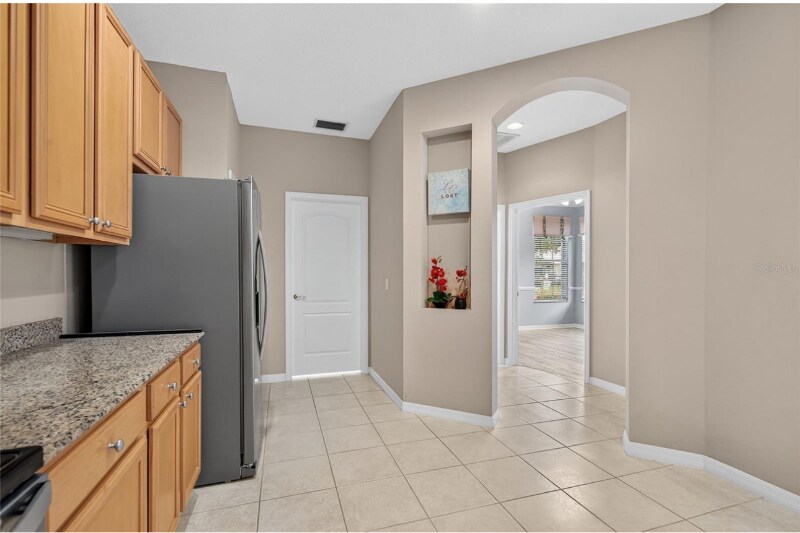 Building Photo - 5717 Heronpark Pl