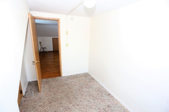 Building Photo - 1924-1925 5th Ave N