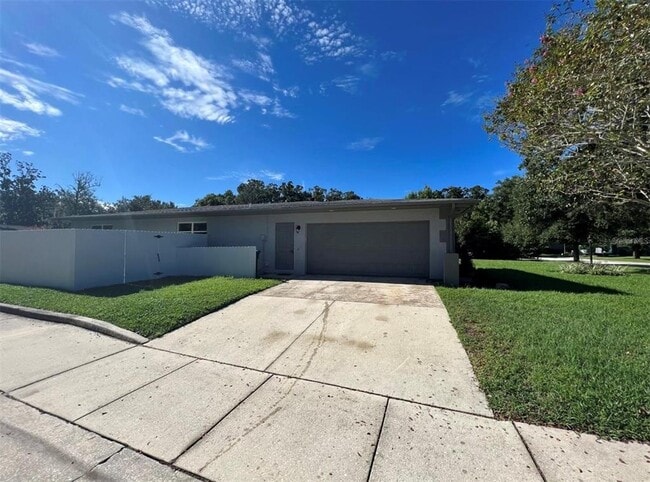 Building Photo - 1420 Lyndale Blvd