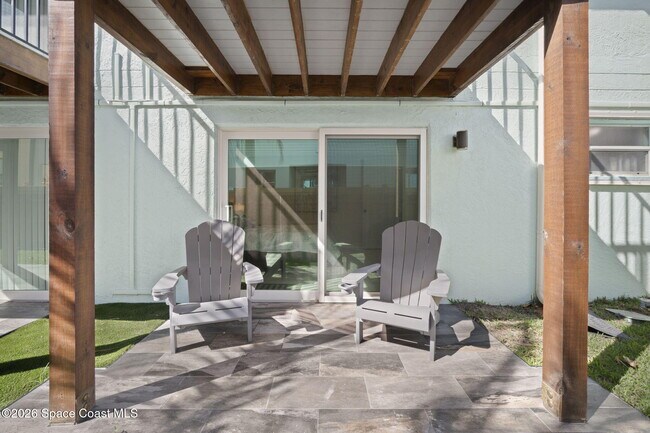 Building Photo - 1011 S Miramar Ave