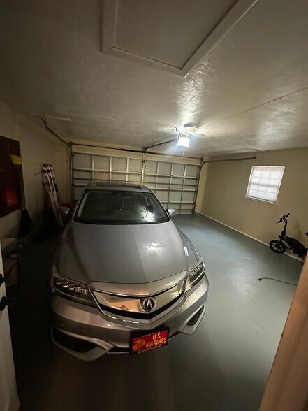 Building Photo - 1110 SW 19th Pl