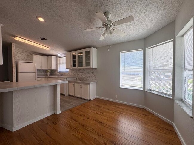 Building Photo - 2/2 in Plantation Oaks