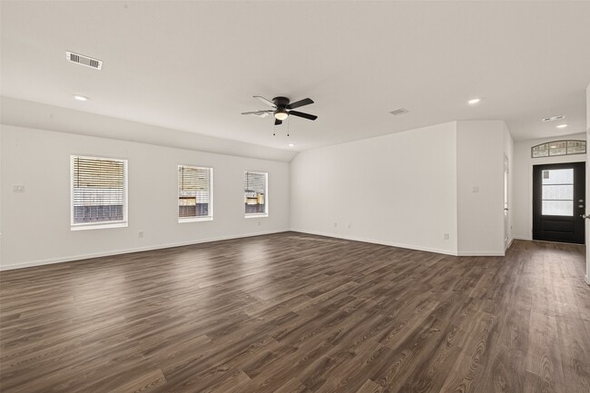 Building Photo - 7910 Eagle Crk Ln