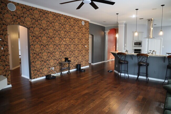 Living Room - 2132 Rodeo Dr