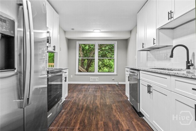 Building Photo - 310 Weatherly Woods Dr