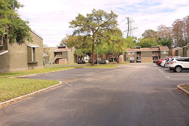 Building Photo - Lovely home in  Windhover Condos